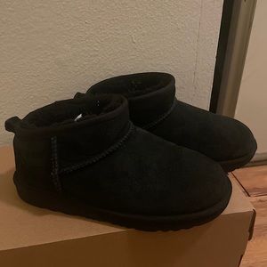 UGG Classic Ultra Mini